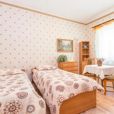 Osrodek Wypoczynkowy Puszczyk Dwuosobowe Z Lazienka Z Widokiem Na Auberge de jeunesse Sierakow (Greater Poland)